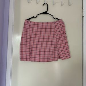 Material polyester, size petite large, brand unknown